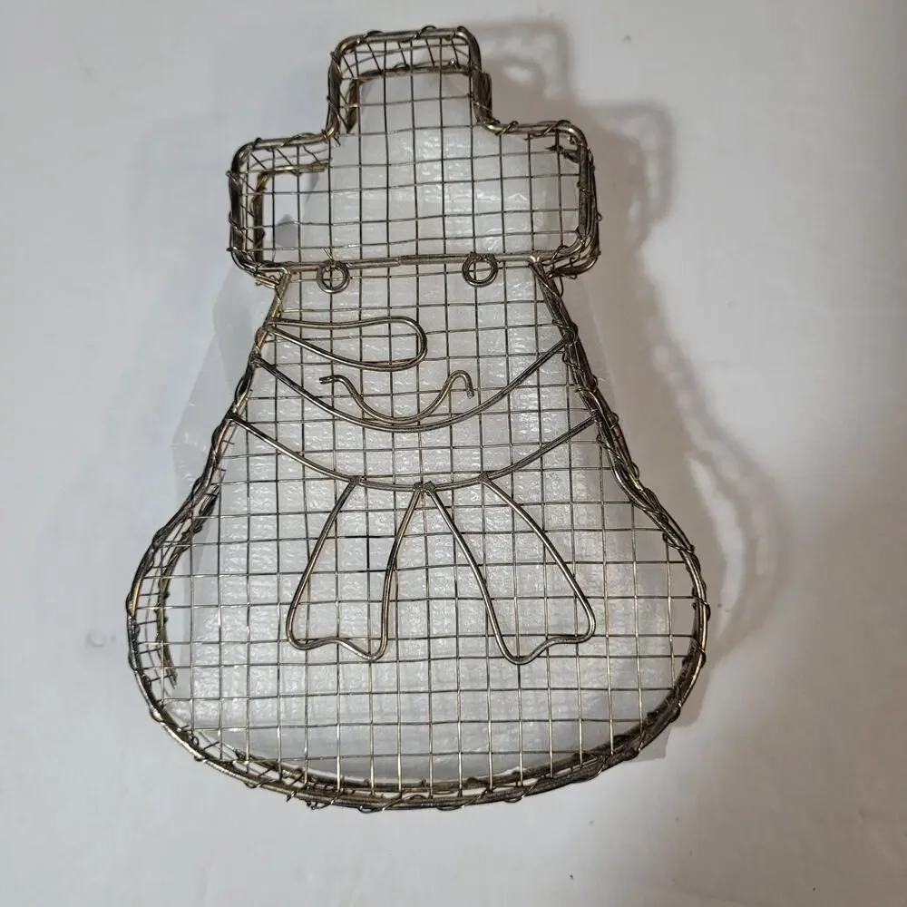 Charming Wired Metal Snowman Basket - Festive Home Decor